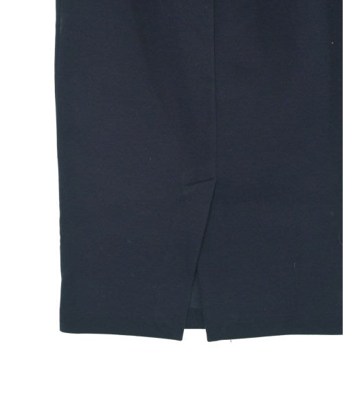 Max Mara กระโปรงยาวถึงเข่า