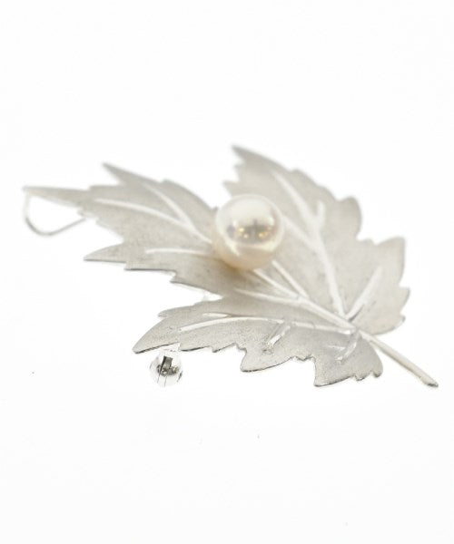 MIKIMOTO Brooches/Corsages