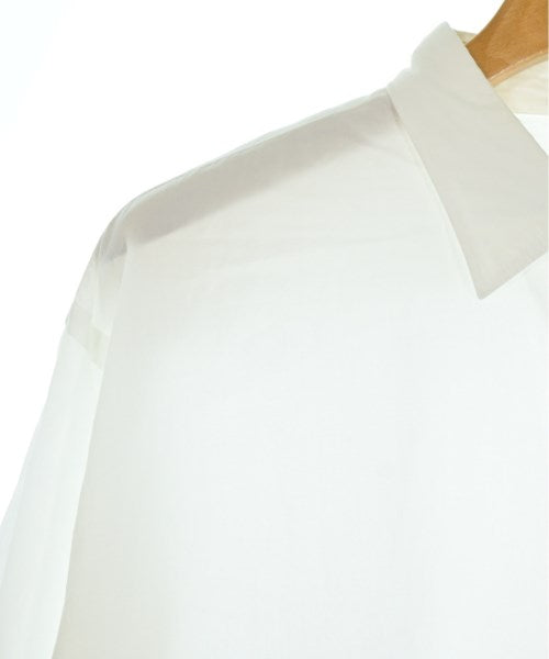 COMOLI เสื้อลำลอง