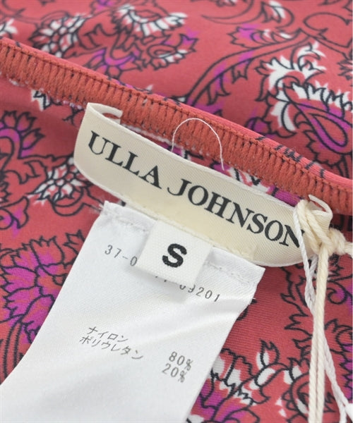 ULLA JOHNSON อื่นๆ