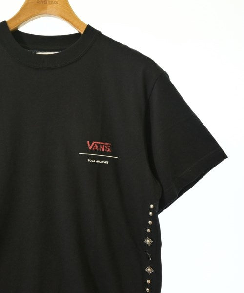 TOGA เสื้อยืด/เสื้อท็อปส์