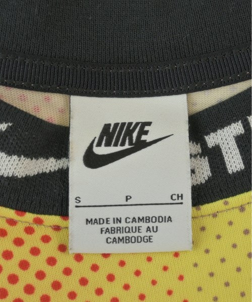 STUSSY เสื้อยืด/เสื้อท็อปส์