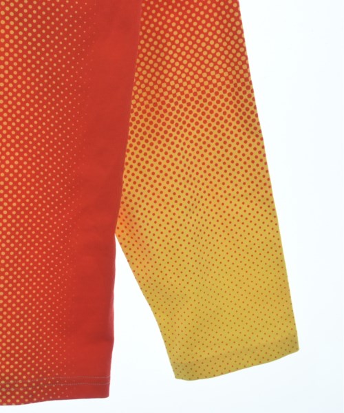 STUSSY เสื้อยืด/เสื้อท็อปส์