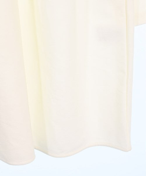 yori เสื้อยืด/เสื้อท็อปส์