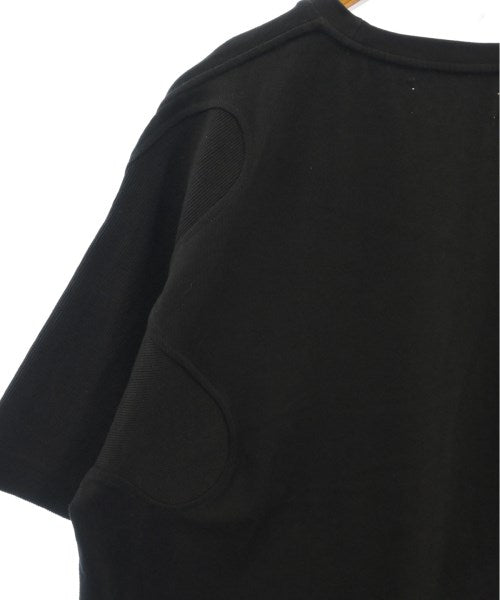 CORNERSTONE เสื้อยืด/เสื้อท็อปส์