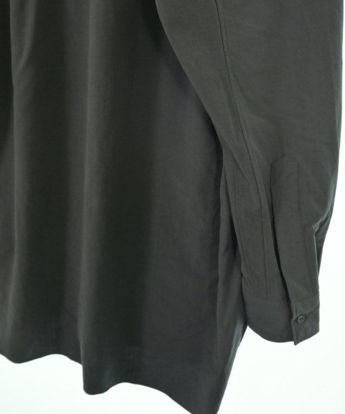 HEUGN เสื้อลำลอง