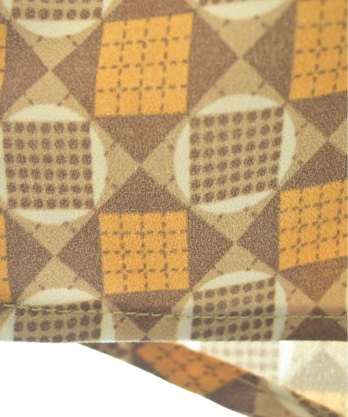 HALHAM เสื้อลำลอง