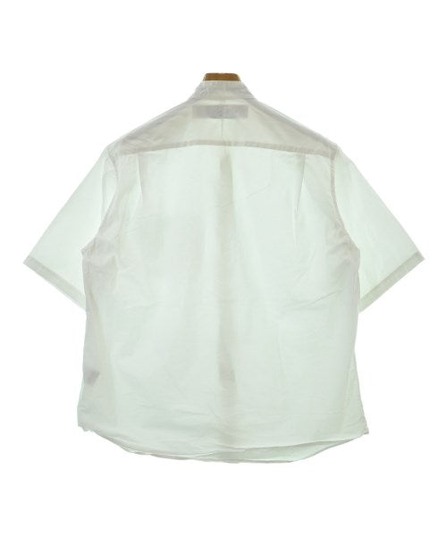 LB.03 Section เสื้อลำลอง