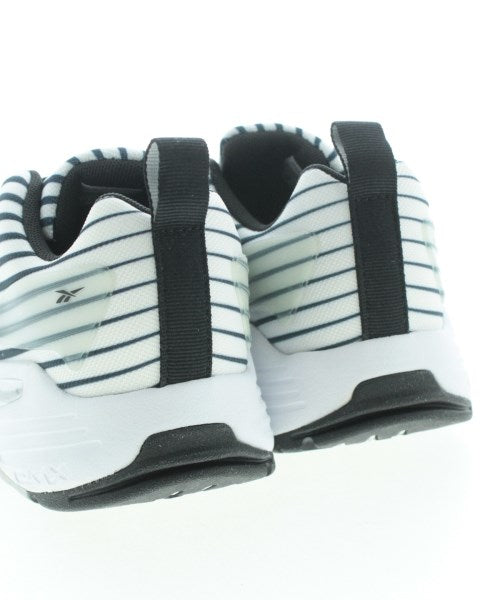 Reebok รองเท้าผ้าใบ