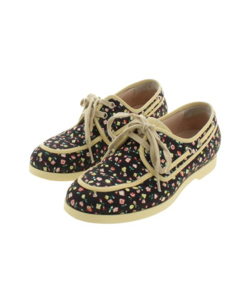 GUCCI รองเท้าผ้าใบ