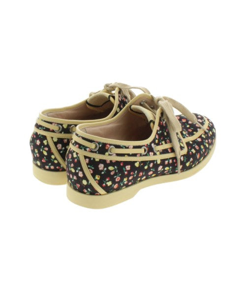 GUCCI รองเท้าผ้าใบ