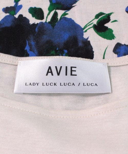 avie ชุดเดรส