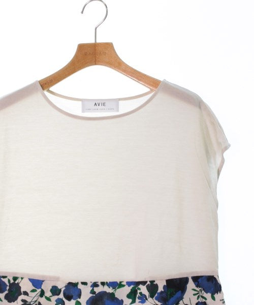 avie ชุดเดรส