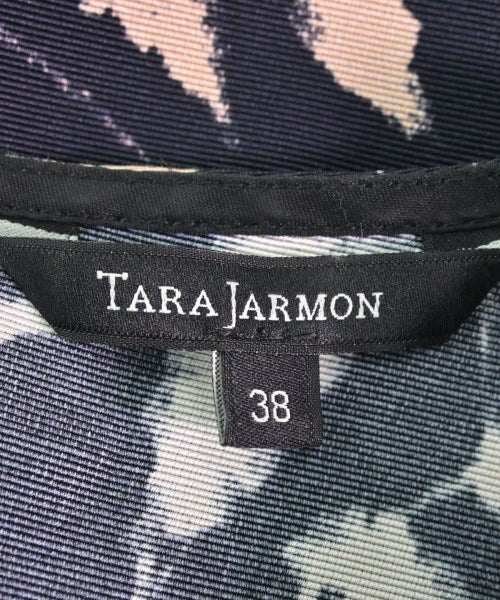 TARA JARMON ชุดเดรส
