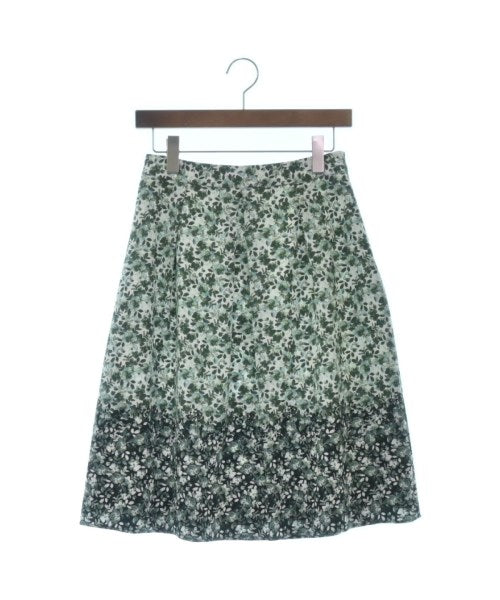 Reflect กระโปรงยาวถึงเข่า