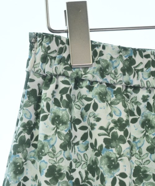 Reflect กระโปรงยาวถึงเข่า