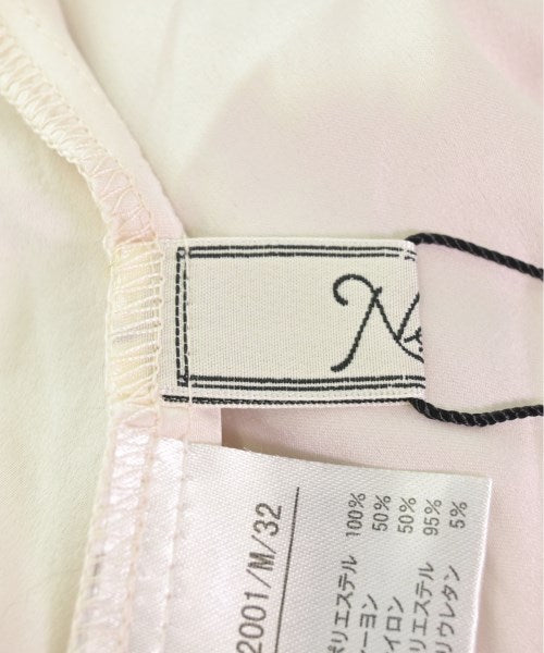 Noela กระโปรงยาวถึงเข่า