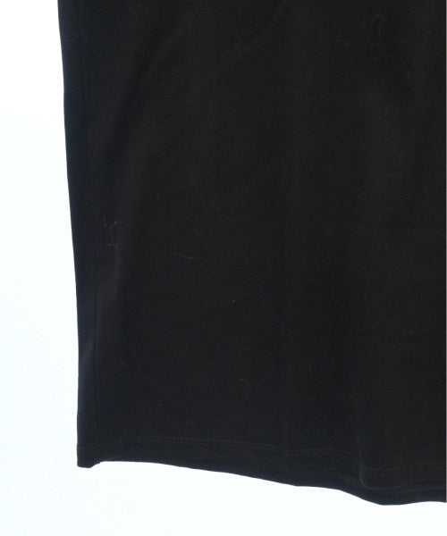 YUKI HASHIMOTO เสื้อยืด/เสื้อท็อปส์
