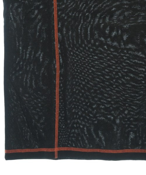 YUKI HASHIMOTO เสื้อยืด/เสื้อท็อปส์