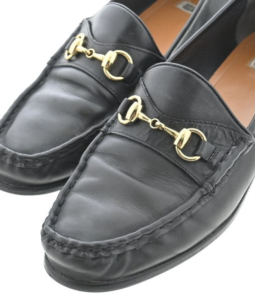 APOM รองเท้าสวมทางการ