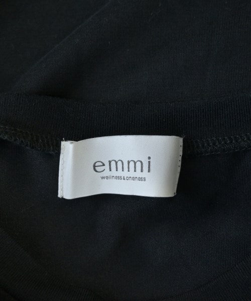 emmi แขนกุด