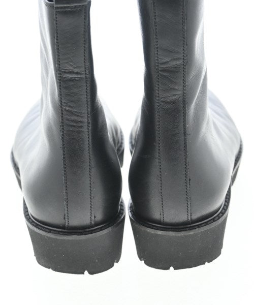 2.718 รองเท้าบูท