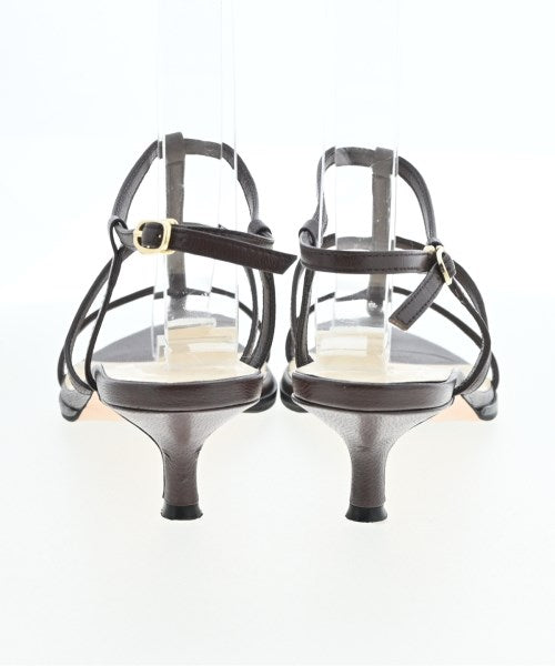 2.718 รองเท้าแตะ