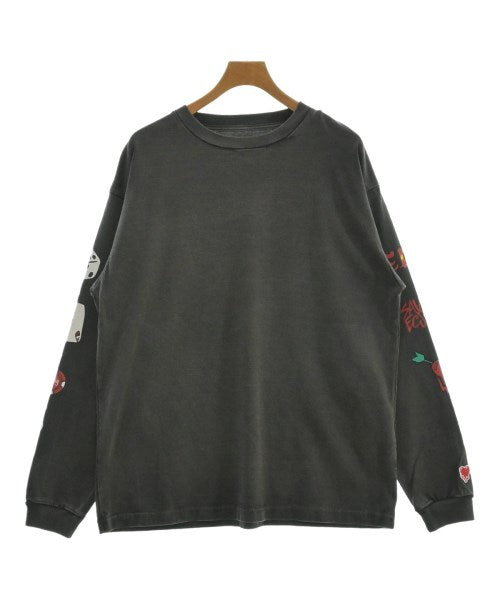 EMOTIONALLY UNAVAILABLE เสื้อยืด/เสื้อท็อปส์