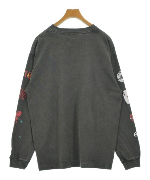 EMOTIONALLY UNAVAILABLE เสื้อยืด/เสื้อท็อปส์