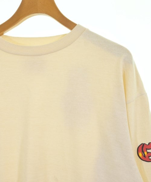 EMOTIONALLY UNAVAILABLE เสื้อยืด/เสื้อท็อปส์