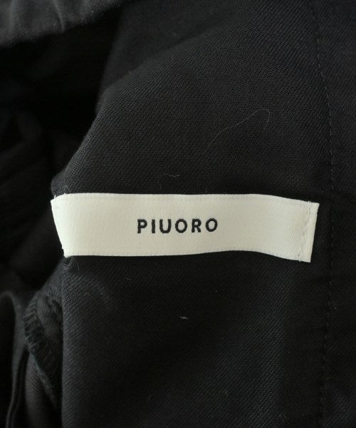 PIUORO กางเกงขาสั้น