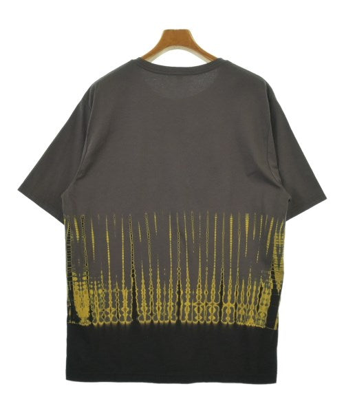 suzusan เสื้อยืด/เสื้อท็อปส์