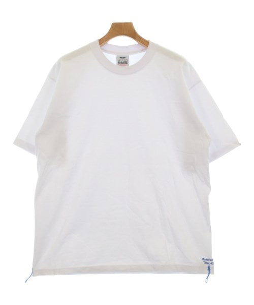BROCHURE เสื้อยืด/เสื้อท็อปส์