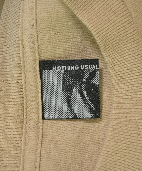 nothing usual เสื้อยืด/เสื้อท็อปส์