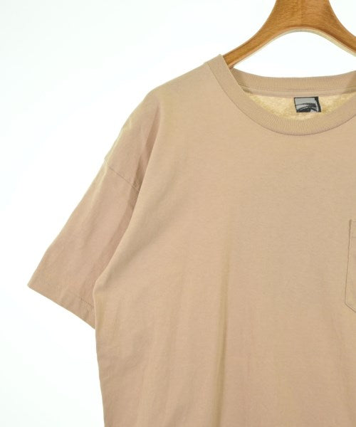 nothing usual เสื้อยืด/เสื้อท็อปส์