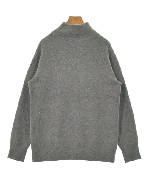 RYE TENDER เสื้อกันหนาว