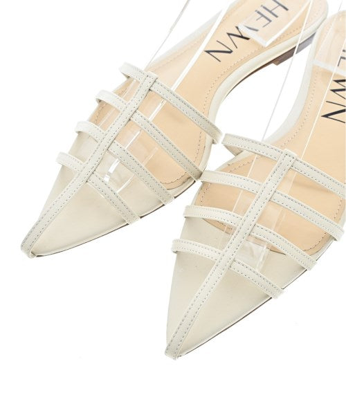 HEWN รองเท้าแตะ