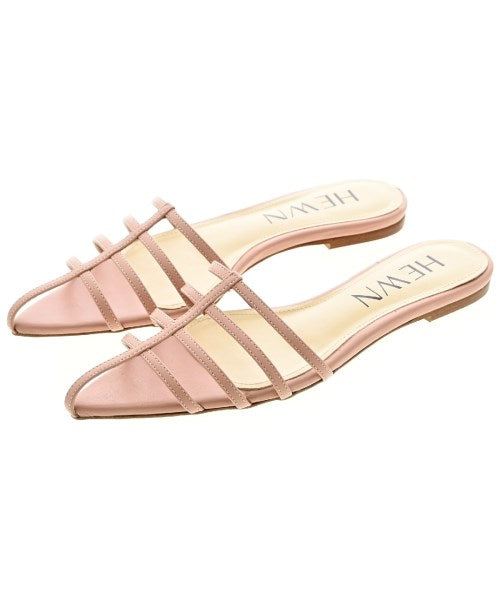 HEWN รองเท้าแตะ