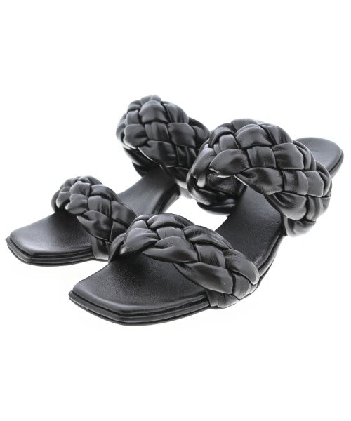 HEWN รองเท้าแตะ