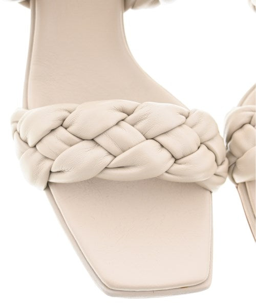 HEWN รองเท้าแตะ