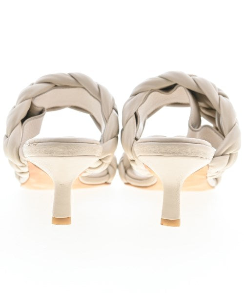 HEWN รองเท้าแตะ