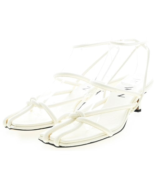 HEWN รองเท้าแตะ