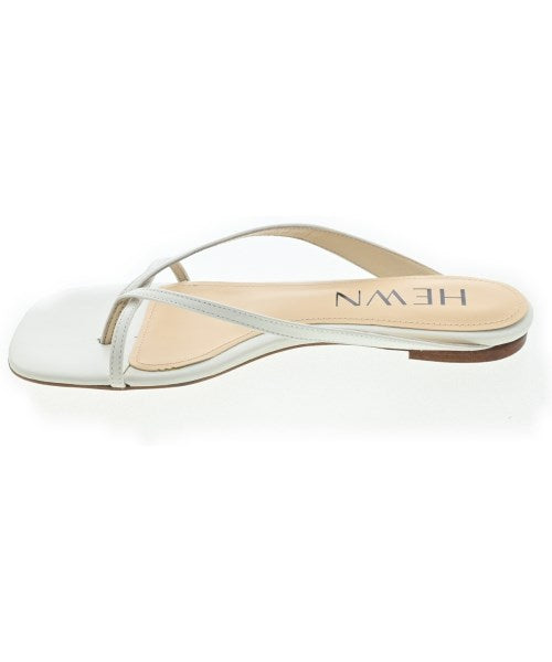 HEWN รองเท้าแตะ