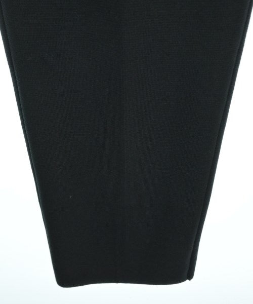 Revenir กางเกง อื่น