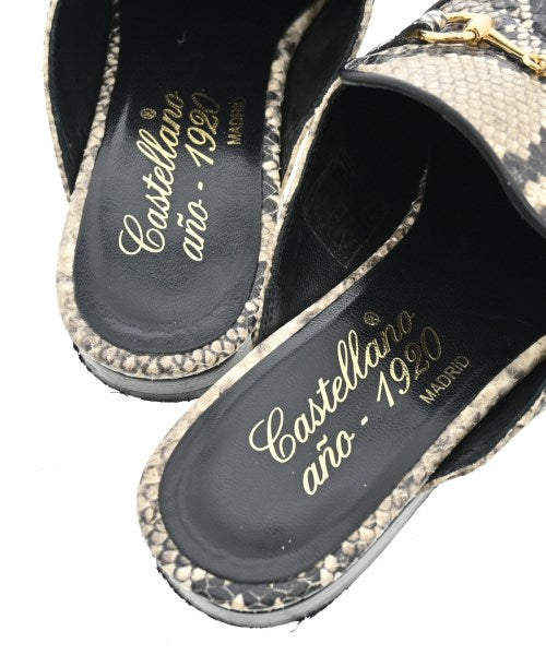 CASTELLANO รองเท้าแตะ