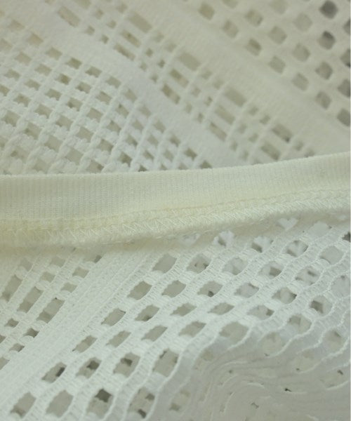 SOFTHYPHEN เสื้อลำลอง