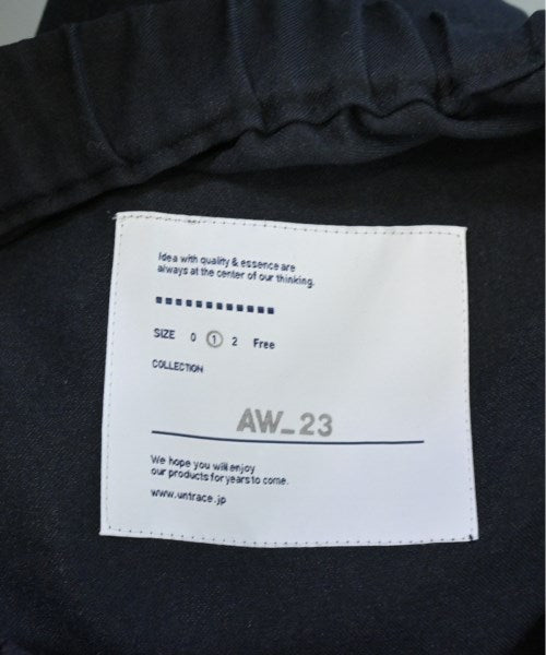 UNTRACE กางเกง อื่น