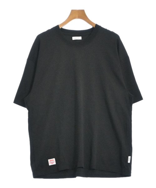 BASICKS เสื้อยืด/เสื้อท็อปส์