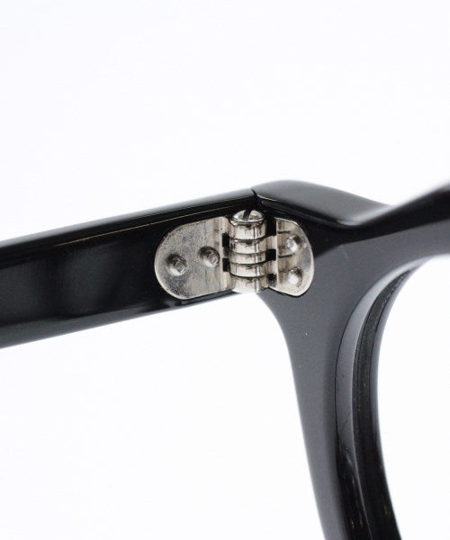 Lesca แว่นตา