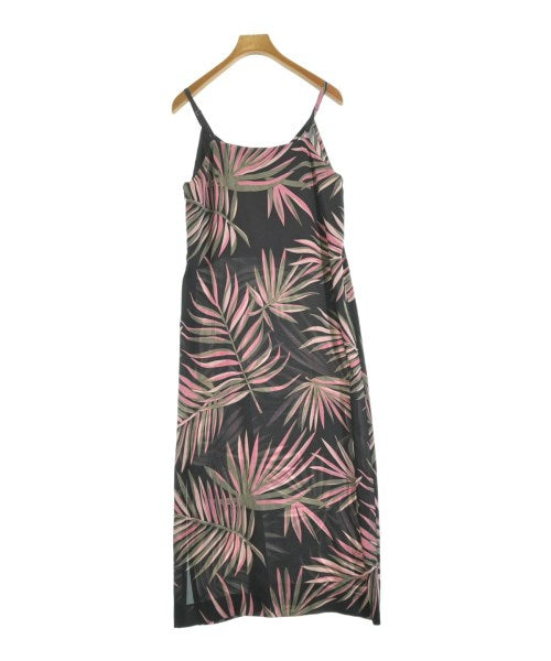 CHICS ชุดเดรส